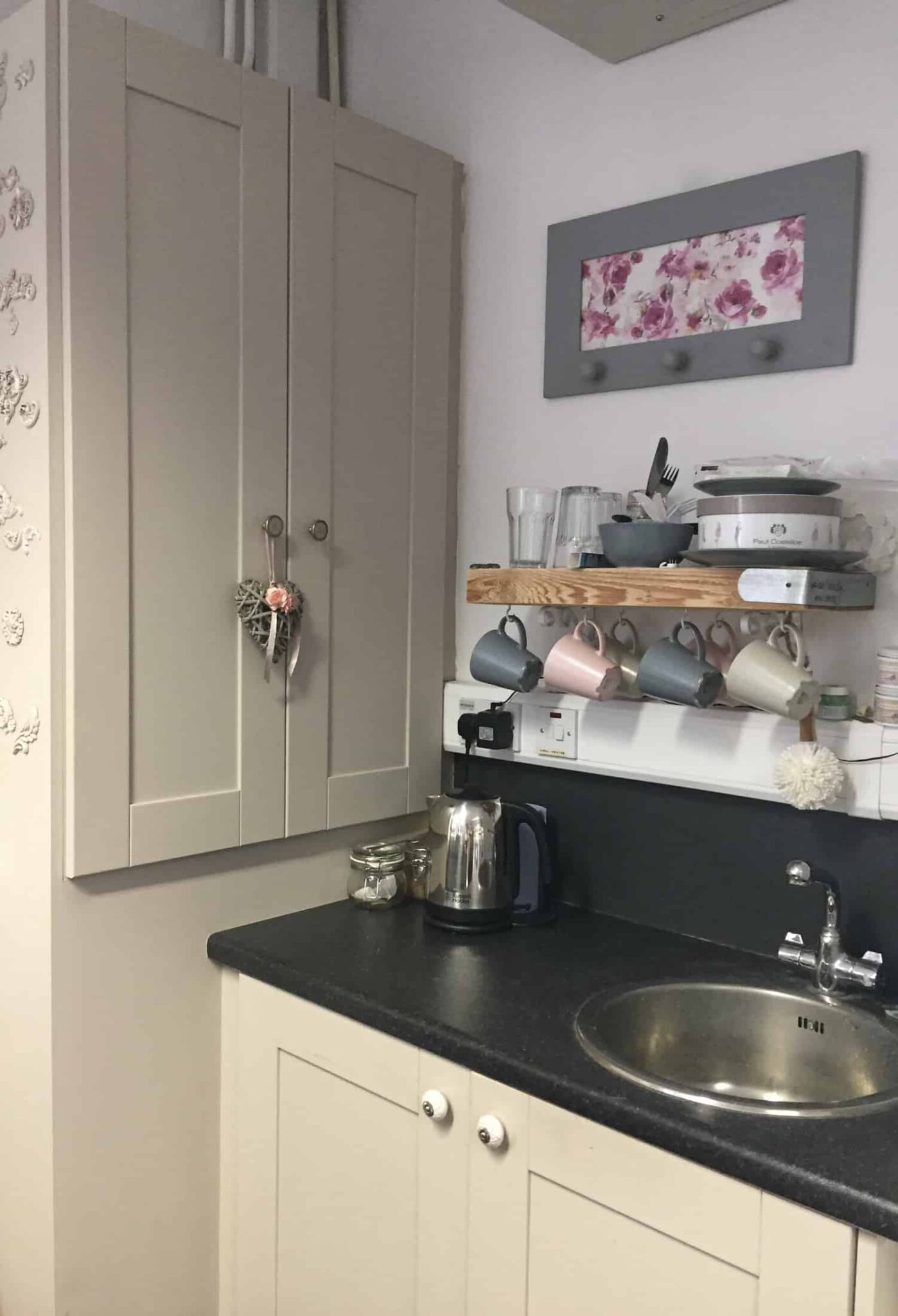 How to Upcycle Old Kitchen Cabinet Doors with Paint - Upcycle My Stuff